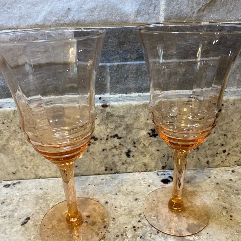 Elegant Pinky Glass‎ Wine Goblets - Set of 2